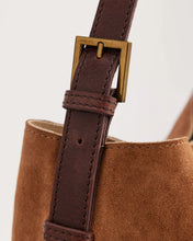 Load image into Gallery viewer, Suede Cabas Tote | Camel || Juju &amp; Co
