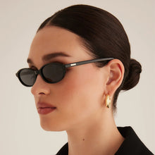 Load image into Gallery viewer, The Rodrigo | Black-Black
