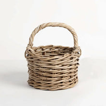 Load image into Gallery viewer, Half Pint Oval Basket
