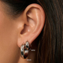 Load image into Gallery viewer, Cassie Silver Earring | Mini
