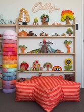 Load image into Gallery viewer, Superstar Crash Pad | Chilli
