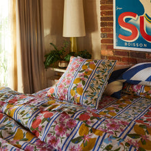 Load image into Gallery viewer, Santa Barbara Linen Pillowcase Set | Sage and Clare
