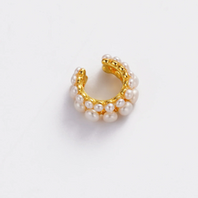 Load image into Gallery viewer, Luna Pearl Ear Cuff
