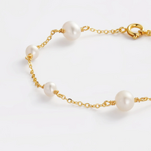 Load image into Gallery viewer, Luna Pearl Bracelet | Gold
