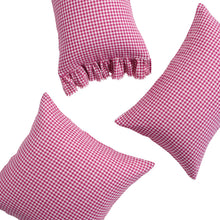 Load image into Gallery viewer, Johanna Gingham Pillowcase Set | Standard
