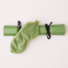 Load image into Gallery viewer, Christmas Slumber Velvet Bon Bon Eye Mask 4P Set
