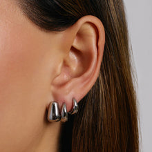 Load image into Gallery viewer, Max Silver Earrings | Midi
