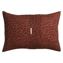 Load image into Gallery viewer, Odette Linen Pillowcase Set
