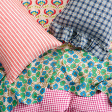 Load image into Gallery viewer, Bells Floral Fitted Sheet | Queen
