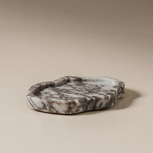 Load image into Gallery viewer, Swoon Marble Tray
