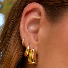 Load image into Gallery viewer, Tess Gold Hoop Earring | Maxi
