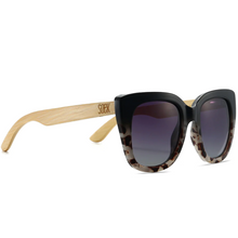 Load image into Gallery viewer, SOEK Sunglasses Riviera Black and Ivory Tort
