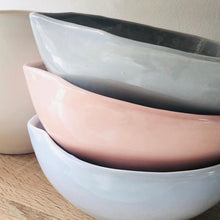 Load image into Gallery viewer, Large Pouring Bowl - Satin | Batch Ceramics
